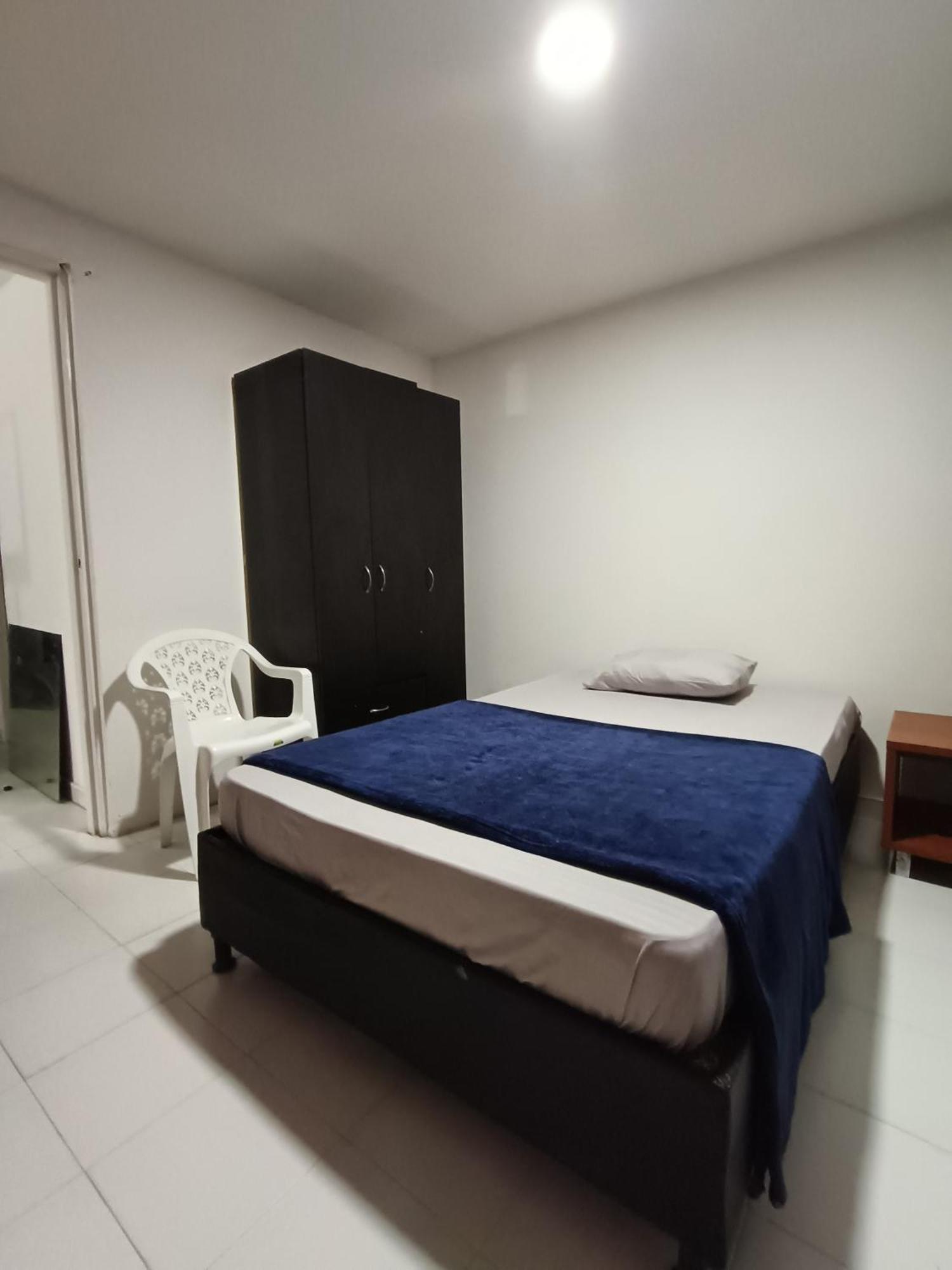 Casa de Férias Dulce Hogar, Expofuturo, Estadio, Clinica Del Eje, Universidad Libre *